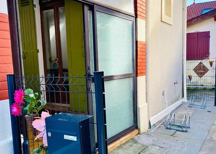 Maison Proche Et Centre Avec Menage, Draps Et Serviettes Inclus